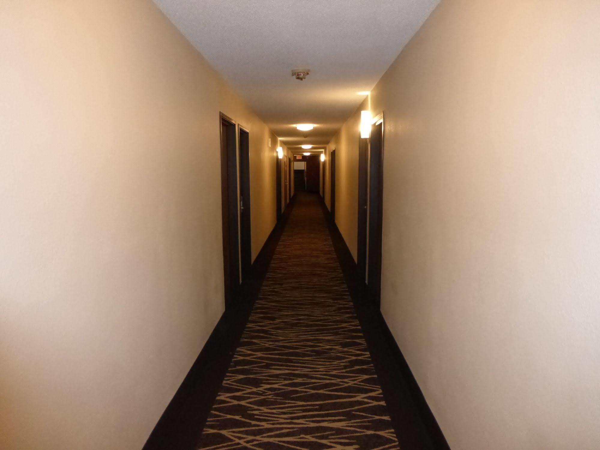 Red Roof Inn Бристоль Экстерьер фото