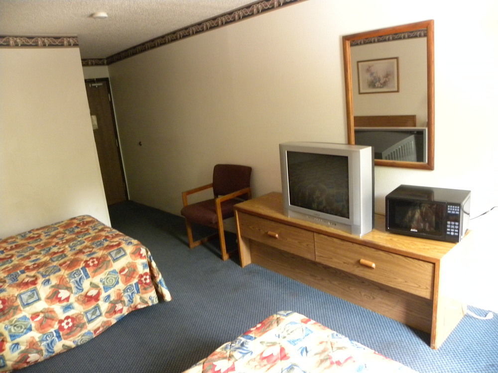 Red Roof Inn Бристоль Экстерьер фото